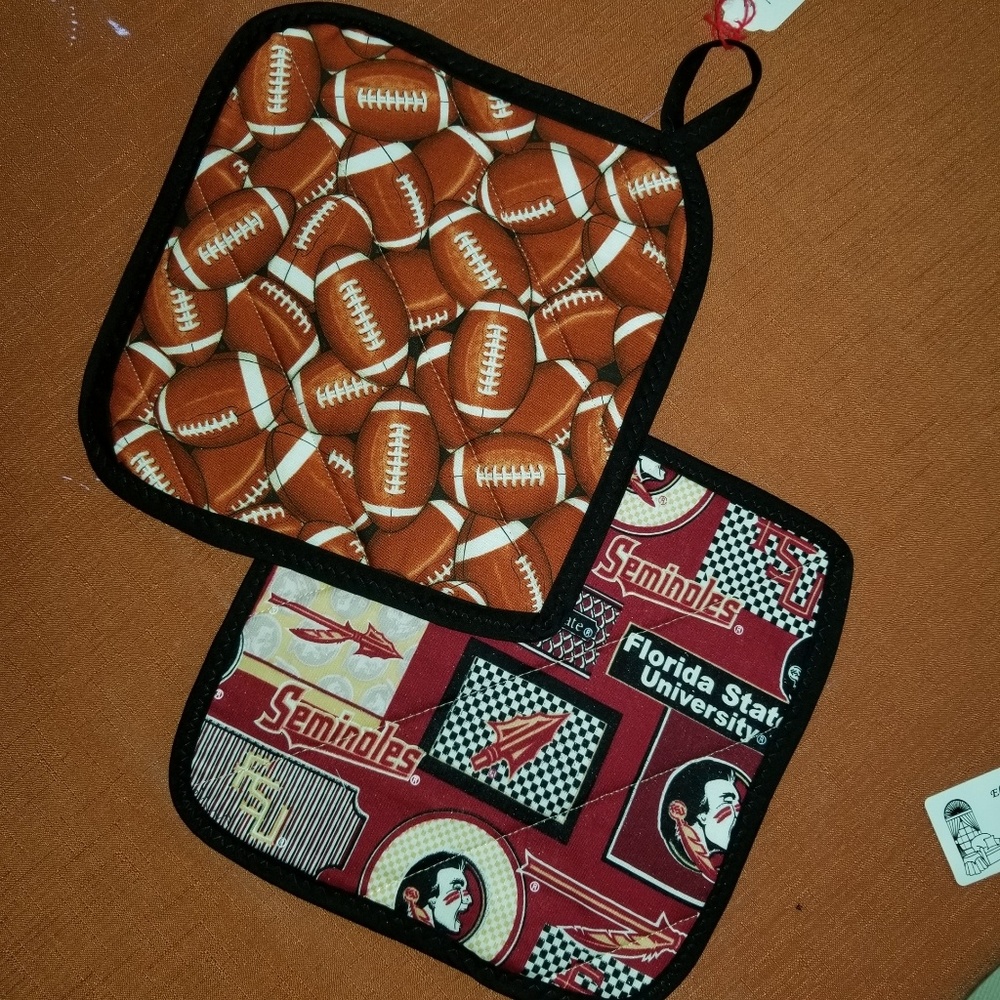 Pot Holders and Hot Pads